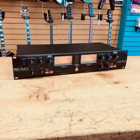 Art Pro VLA II Vactrol/Tube Compressor *Gravity Music Gear*