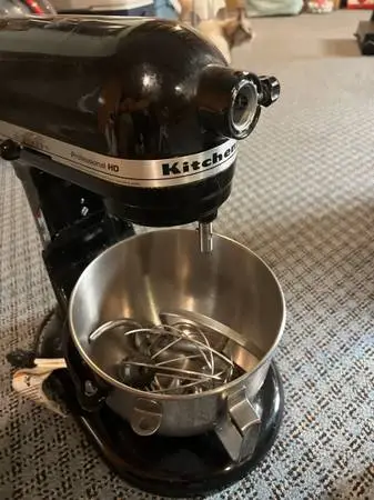 Older KitchenAid Stand Mixer