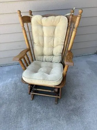 Glider chair