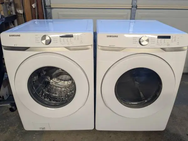 Samsung Washer GAS Dryer set. Would DELIVER