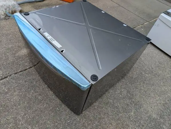 Universal Washer or Dryer Pedestal Stand - Best Offer