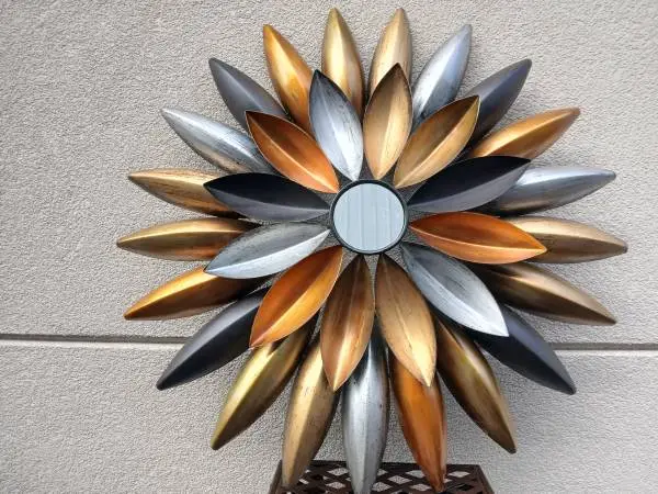 WALL METAL MIRROR
