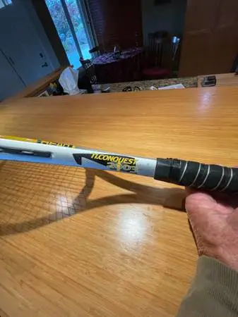 Head Ti.conquest tennis racket medium grip