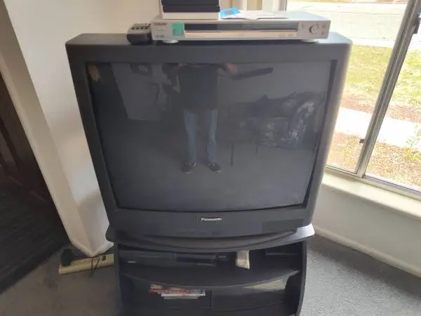 CRT TV 32 Panasonic