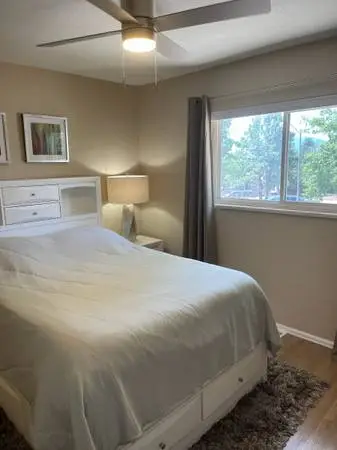 Full/queen captain bed drawers all dides w mattress