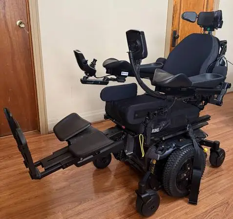 Quantum Q6 Edge 2.O Lift & Tilt Power Wheelchair - New