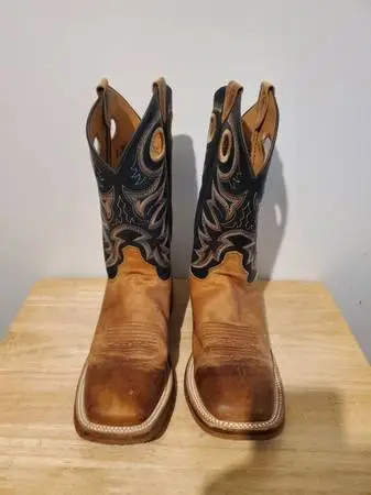 Justin Cowboy boots