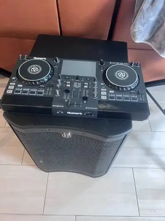 Omari Mixstream Pro  D J Board