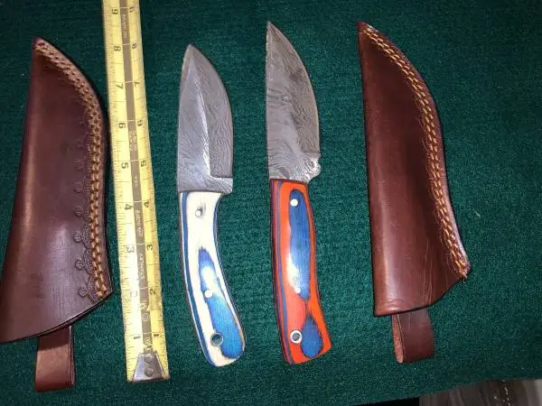 Damascus Knives blue/white, orange/blue