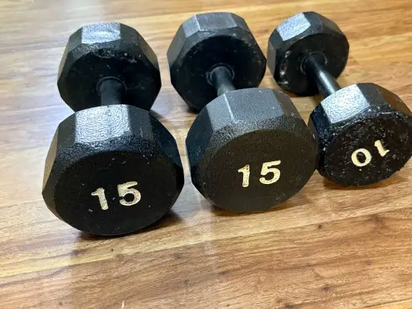 2x15 lb, 1x10 lbs cast iron hex dumbbells