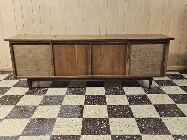 Console stereo/record player