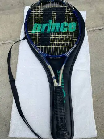 PRINCE FORCE 3 TENNIS RACQUET WITH CARRYING CASE LIKE NEW