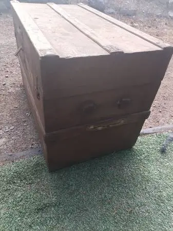 Vintage (Steamer Trunk) Toy Chest -- Circa Late 1800s to early 1900s