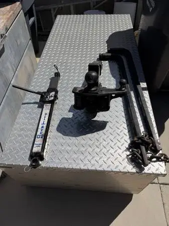 Trailer hitch anti sway and load levelers