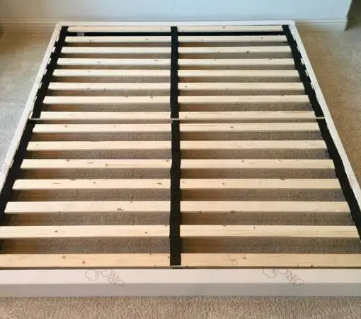 Mattress Foundation, Slat Base, 5 Low Profile, Cal King, LIKE NEW!