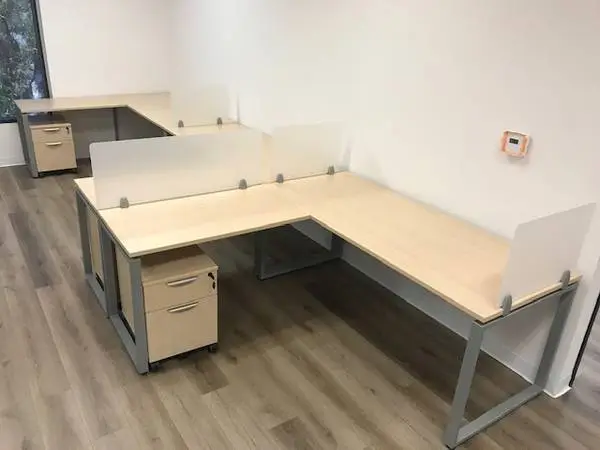 **🏈🏈🏈NEW office furniture,cubicles at 40% off in stock🏈🏈🏈-009