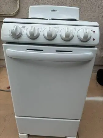 Stove ,  20  Electric ,Used but clean Has electric cord.