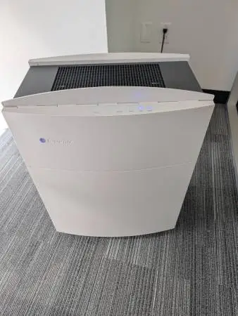 Blueair 680i Air purifier
