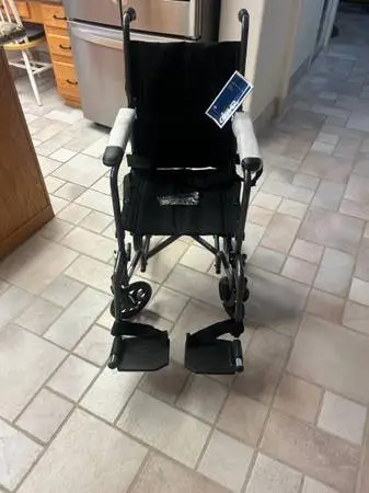 TRANSPORT WHEELCHAIR-NEW