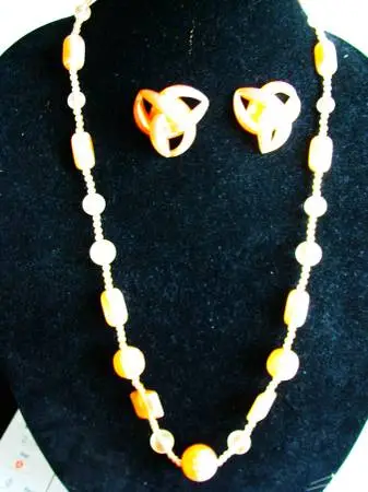 Vintage SET of Peach colored Beaded Necklace and Earrings $10