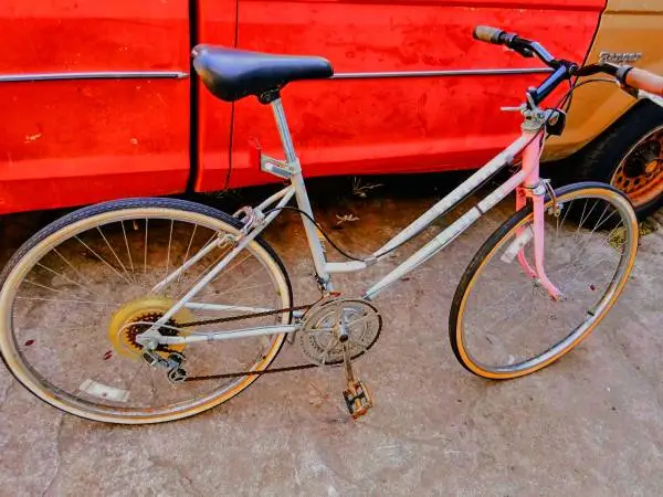 1970s/80s Huffy ~ Capri 10-speed Road Bike! 51cm
