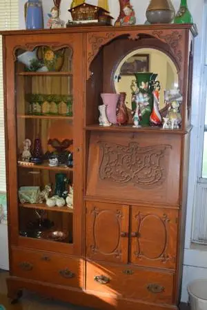 Multi-Generational/Multi-House Estate Sale