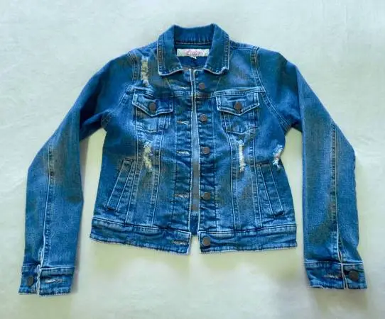 Women’s Distressed Jean Jacket XS