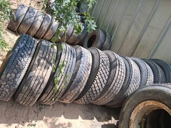 Truck tires 295 75R22.5 , 11:00R22.5 with rims