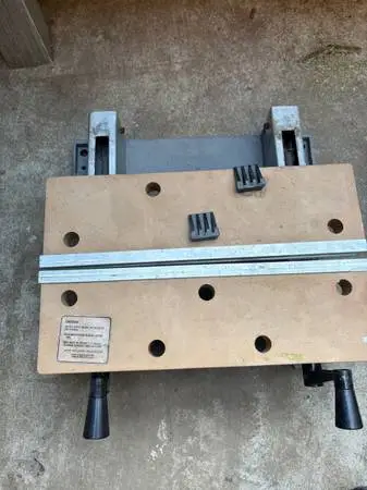 Portable Small Workbench