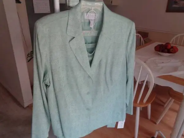 Maggie McNauchton Suit sz.22W