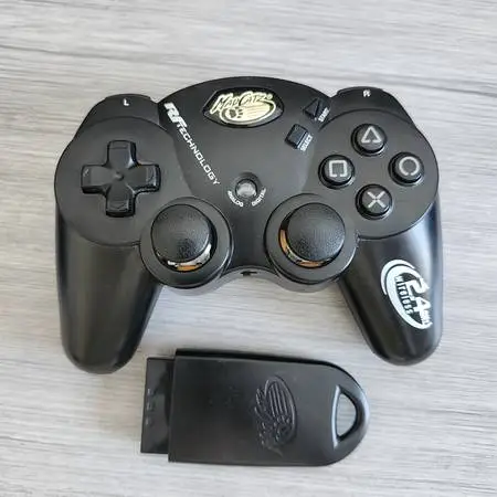 MadCatz wireless controller with dongle for PlayStation 1 2 PS1 PS2
