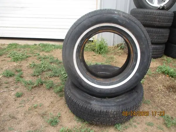 Pair of 14 Inch Tires 205 75 R14