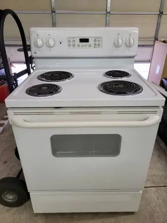 30 inch white GE Range