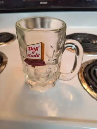 mug--root beer..dog and suds   good cond $15