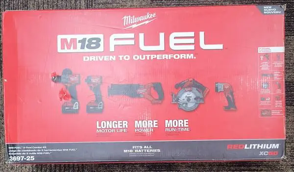Milwaukee M18 FUEL CIRCULAR SAW SAWZALL HAMMER DRILL DRIVER LIGHT KIT