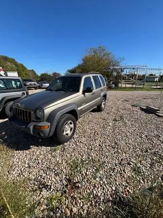 2003 Jeep Liberty 3.7L V6 engine.  107k miles.