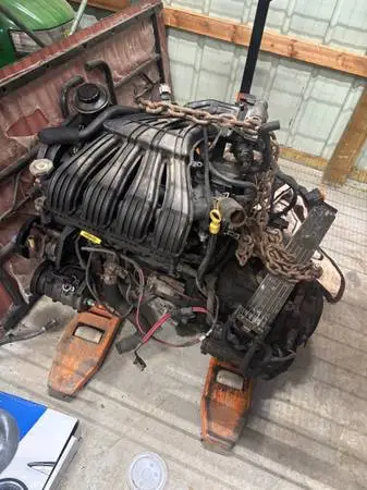 Low mileage PT Cruiser motor and trans.