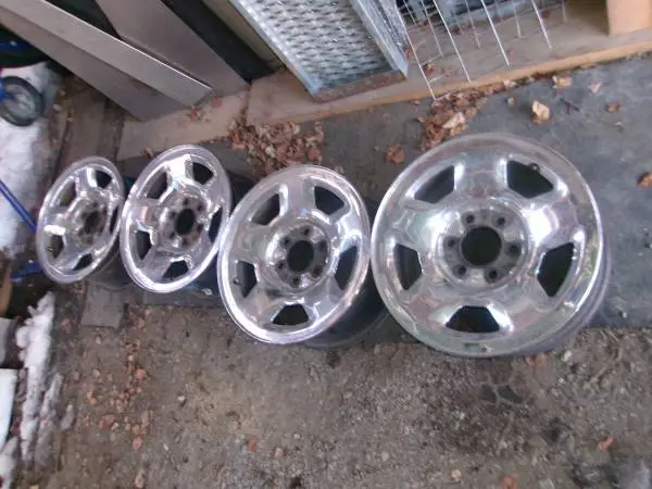 17 Ford 6 lug wheels