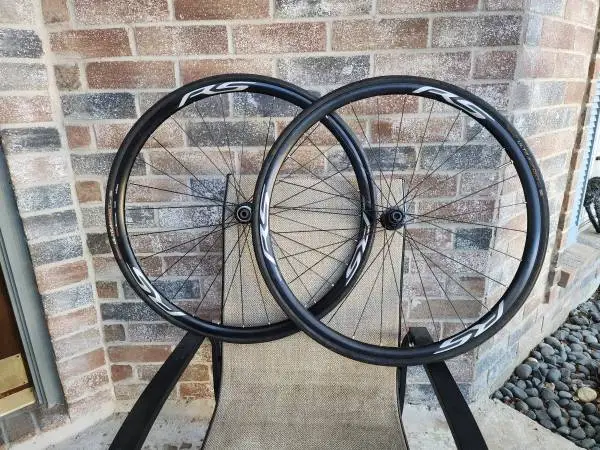 Shimano RS Wheel set 700C TA 12x142
