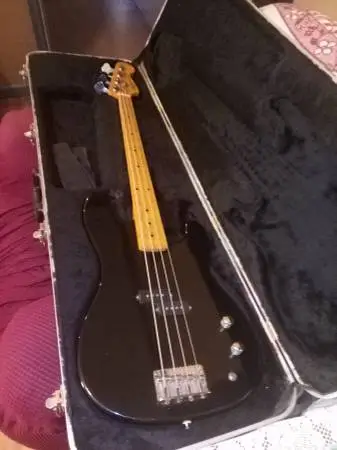 Fender Squire II Precision Bass