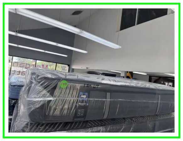 California King Size Sealy Plus Pillow Top Mattress & Box Bed