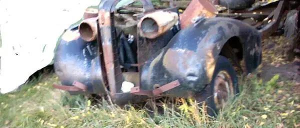 Project-1937 Buick, chassis frame,has old motor etc.