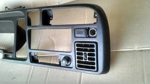 94-97 Dodge Bezel