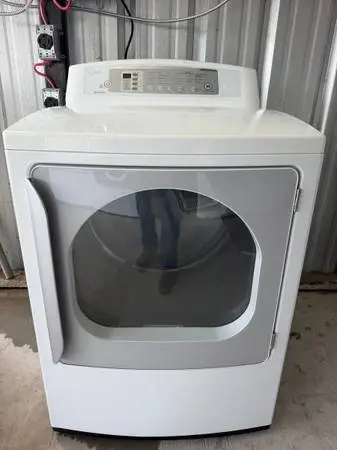 LG DRYER (FREE DELIVERY AND INSTALLATION)