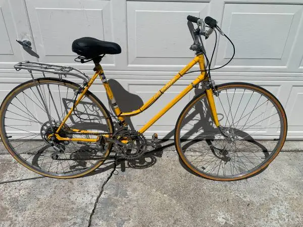Vintage Steyr Clubman Road bike 10 Speeds 27 tires