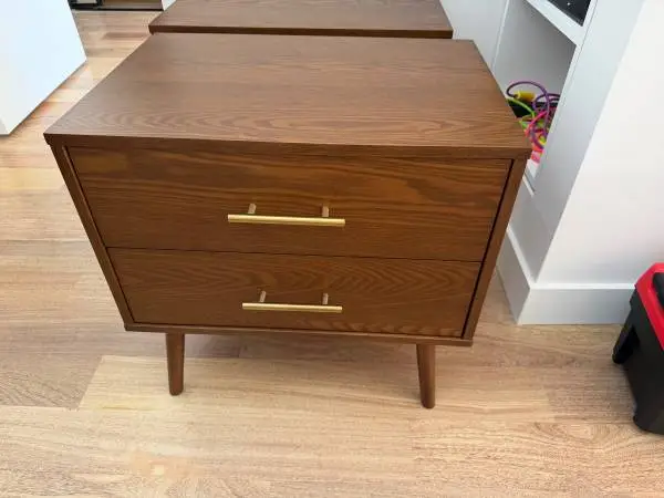 Nightstands | 2 nightstands