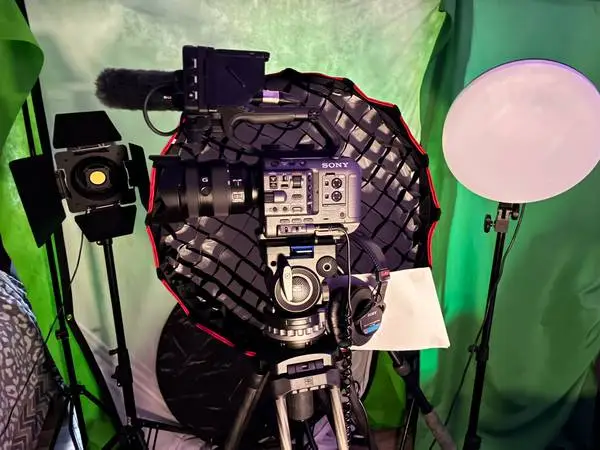 SONY FX6 with Lens Big 6 menu upgrade