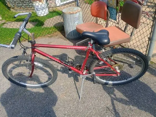 26 inch Schwinn Frontier bike