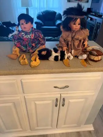 3 Native American Dolls