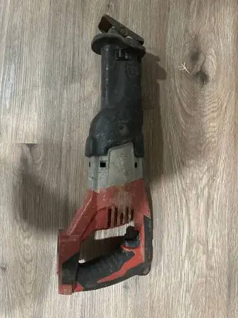 Milwuakee M18 Sawzall